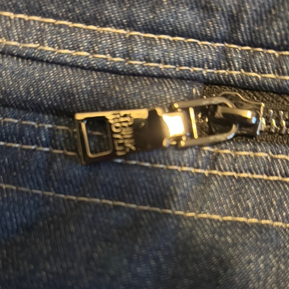 Think Royln denim crossbody bag with 2 different straps in pic’s - Picture 6 of 6